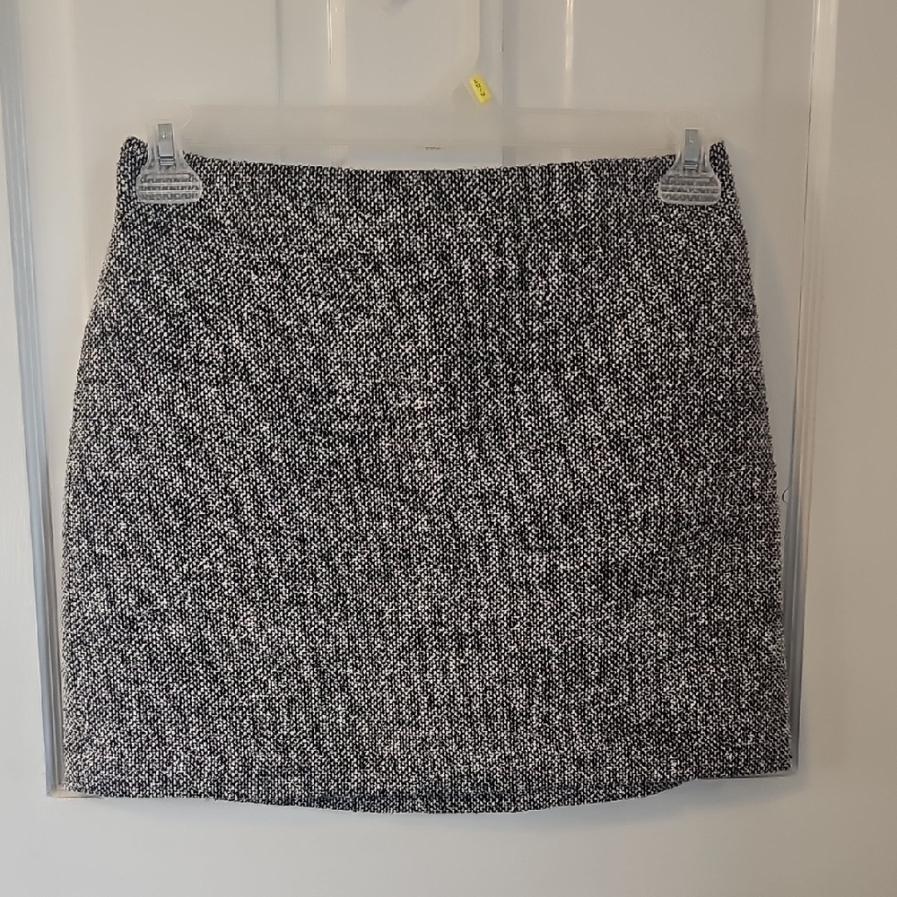 H&M Black and White Textured Mini Skirt